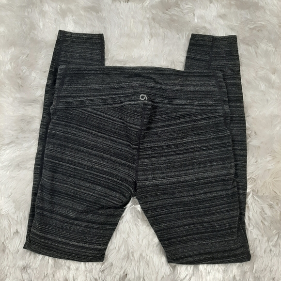 Gap Fit gfast Space Dye Leggings Size Small - Picture 5 of 11